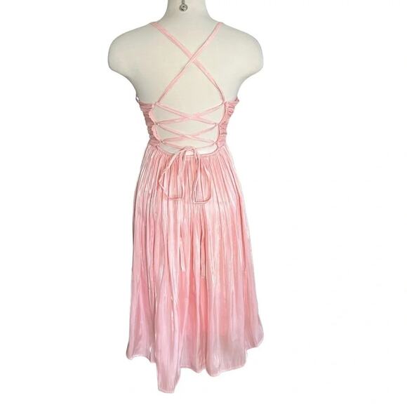 LULUS Irresistible Glow Blush Pink Satin Pleated Lace-Up Midi
Dress SIZE M NWOT - Picture 7 of 11